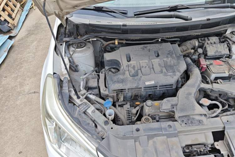 Used Venucia R50 2013 1.6L Manual Fashion Edition Engine Bay Right
