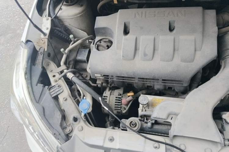 Used Venucia R50 2013 1.6L Automatic Luxury Edition Engine Bay Right