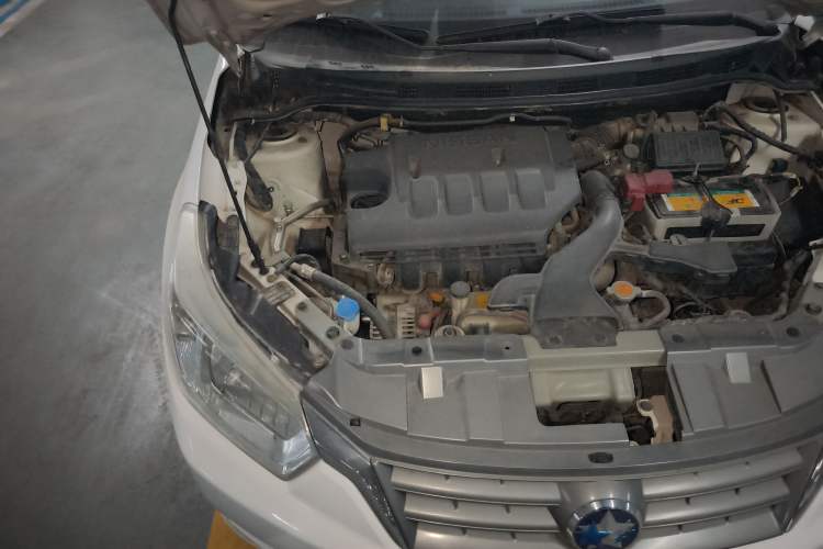 Used Venucia R50 2013 1.6L Manual Fashion Edition Engine Bay Right