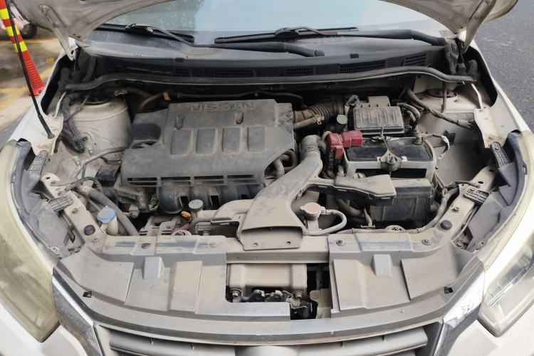 Used Venucia R50 2013 1.6L Automatic Fashion Edition Engine Bay