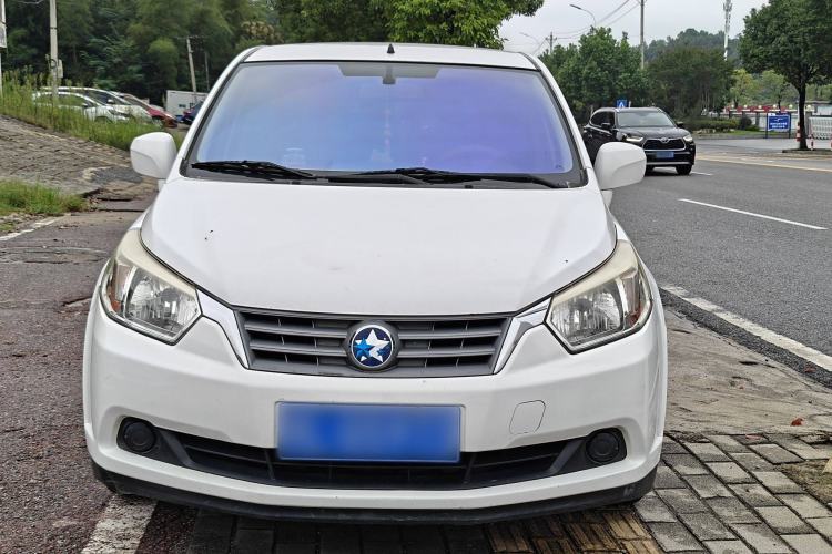 Used Venucia R50 2013 1.6L Manual Fashion Edition Exterior 1