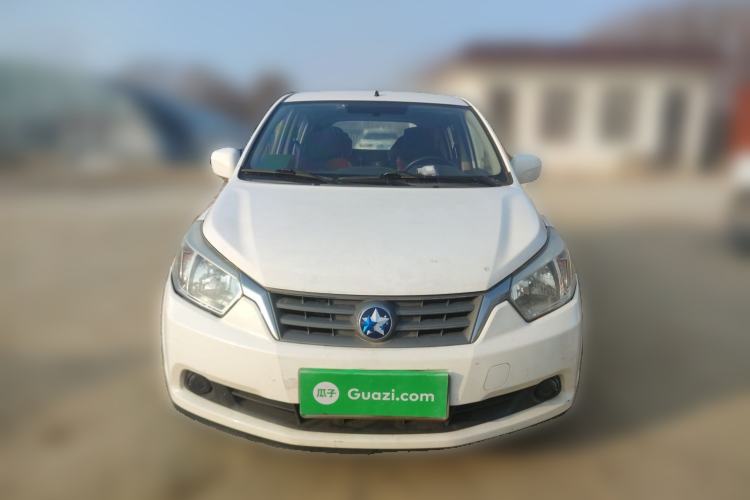 Used Venucia R50 2013 1.6L Manual Fashion Edition Front