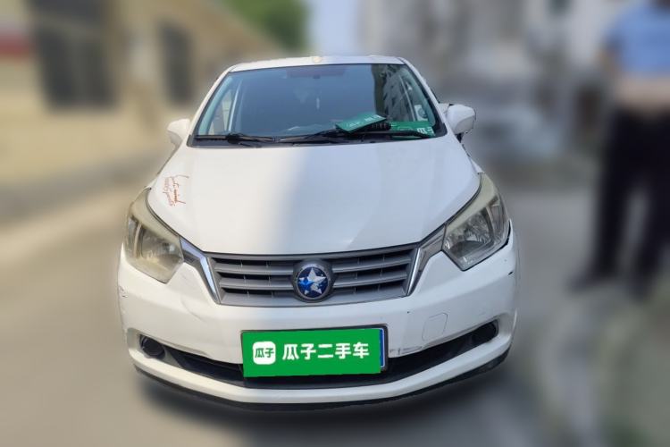 Used Venucia R50 2013 1.6L Manual Fashion Edition Front