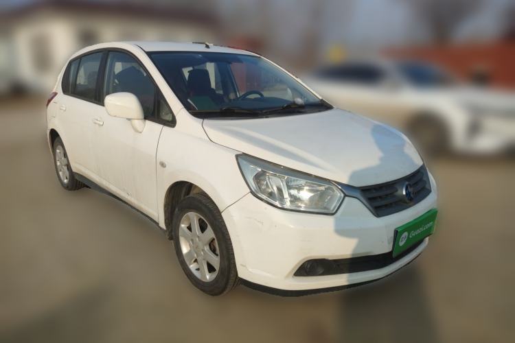 Used Venucia R50 2013 1.6L Manual Fashion Edition Front Right 45 Deg