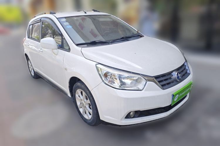 Used Venucia R50 2013 1.6L Manual Fashion Edition Front Right 45 Deg