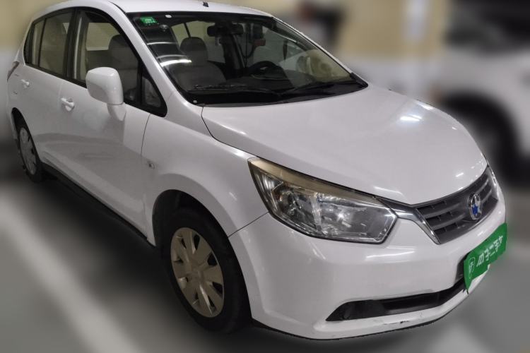 Used Venucia R50 2013 1.6L Manual Fashion Edition Front Right 45 Deg