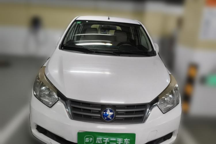 Used Venucia R50 2013 1.6L Manual Fashion Edition Front