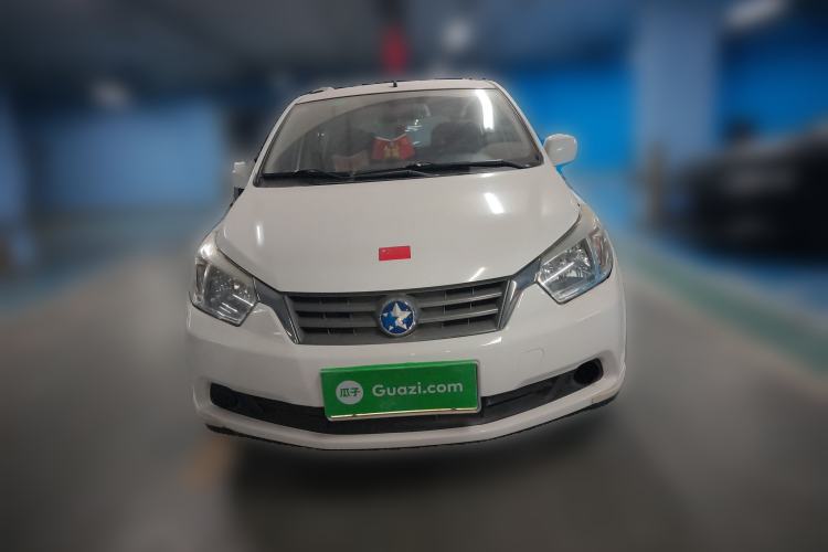 Used Venucia R50 2013 1.6L Manual Fashion Edition Front
