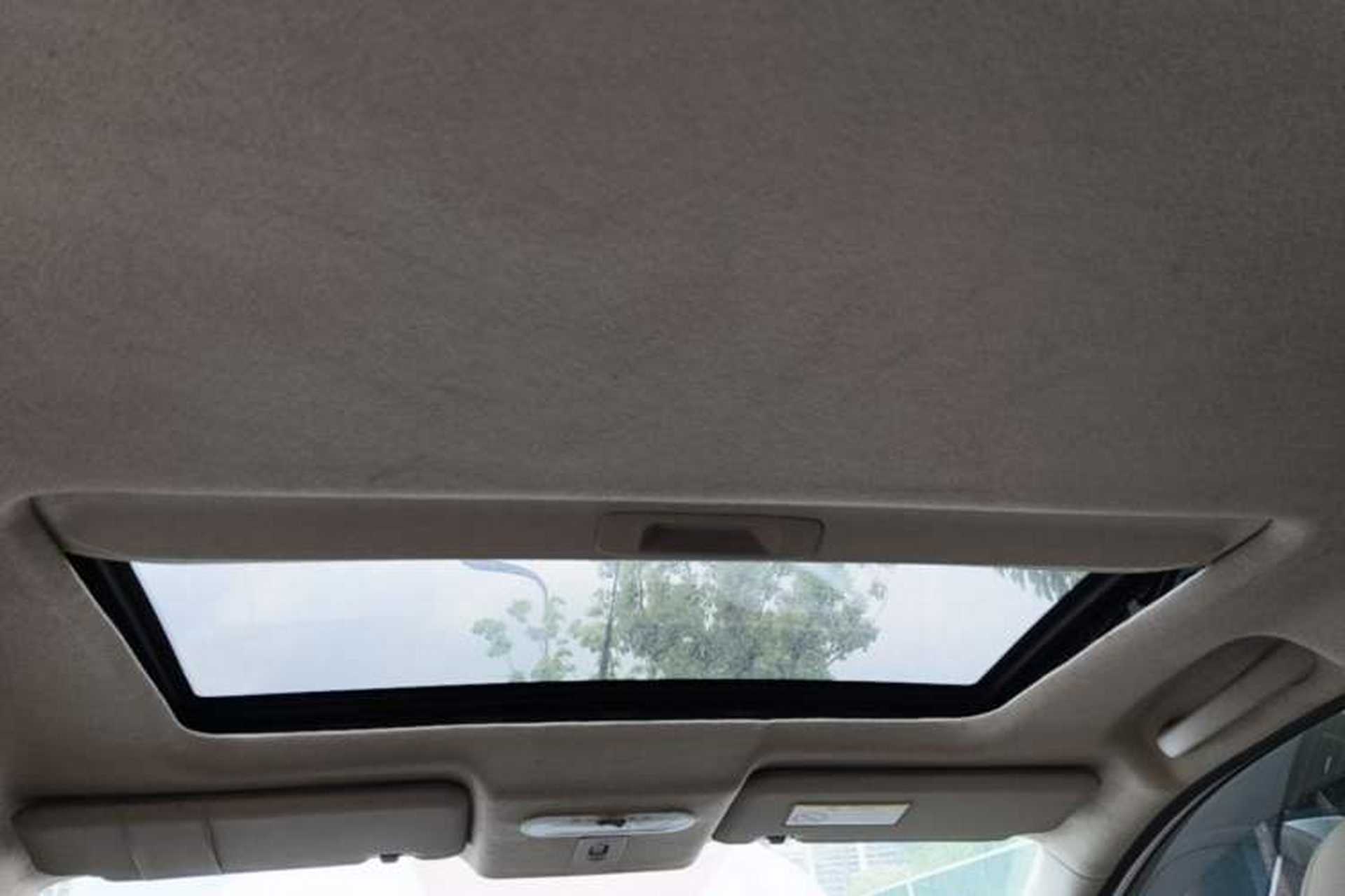 Used Venucia R50 2013 1.6L Manual Luxury Edition Headliner