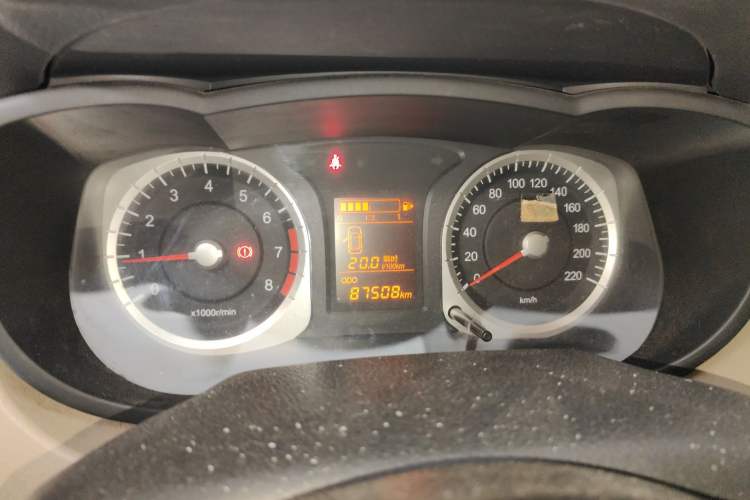 Used Venucia R50 2013 1.6L Manual Fashion Edition Instrument Cluster