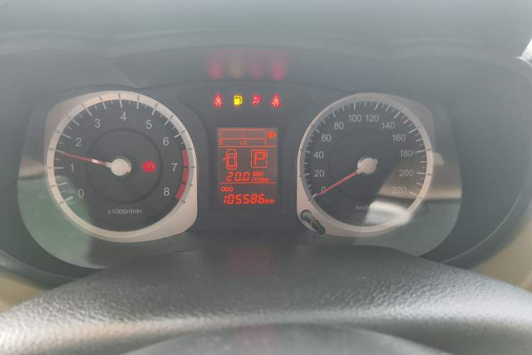 Used Venucia R50 2013 1.6L Automatic Fashion Edition Instrument Cluster