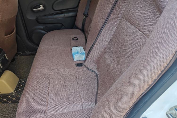 Used Venucia R50 2013 1.6L Manual Fashion Edition Left Rear Seat