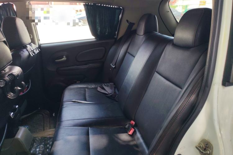 Used Venucia R50 2013 1.6L Automatic Fashion Edition Left Rear Seat