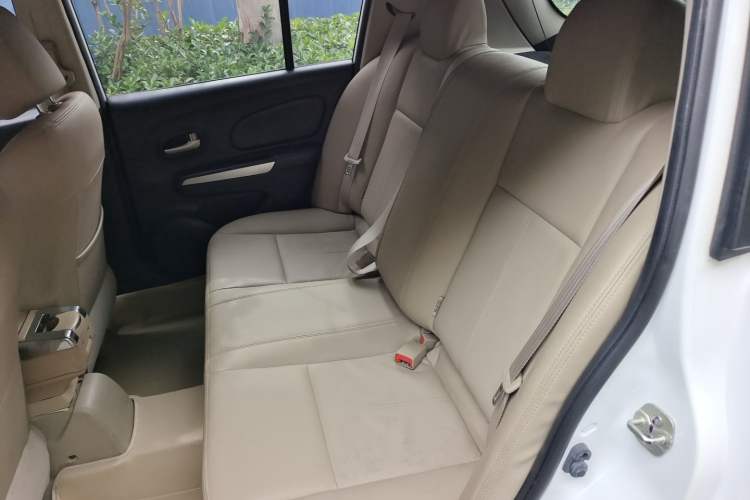 Used Venucia R50 2013 1.6L Automatic Luxury Edition Left Rear Seat