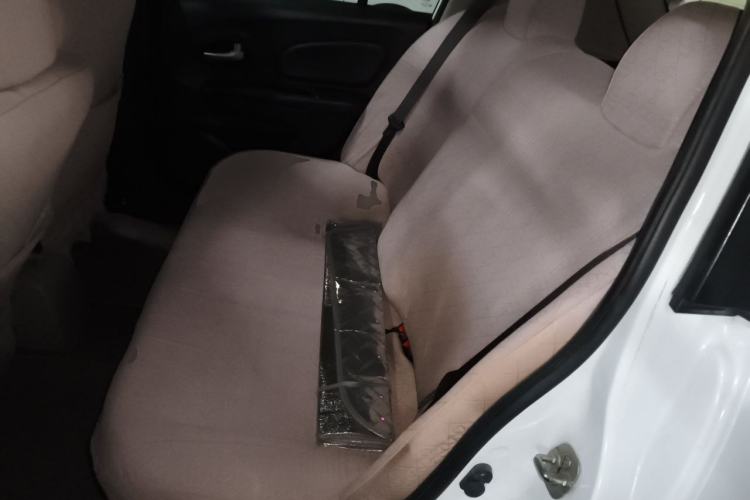 Used Venucia R50 2013 1.6L Manual Fashion Edition Left Rear Seat