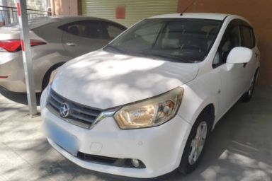 Used Venucia R50 2013 1.6L Automatic Fashion Edition
