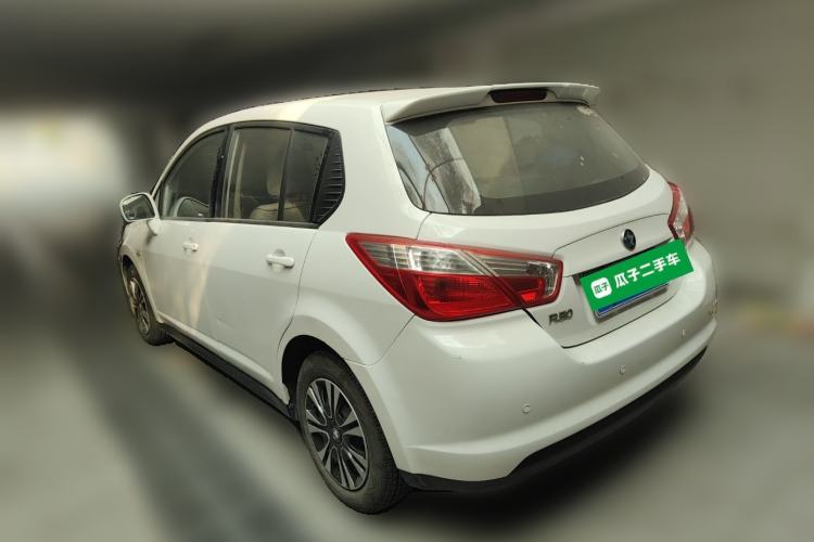 Used Venucia R50 2013 1.6L Manual Fashion Edition Rear Left 45 Deg