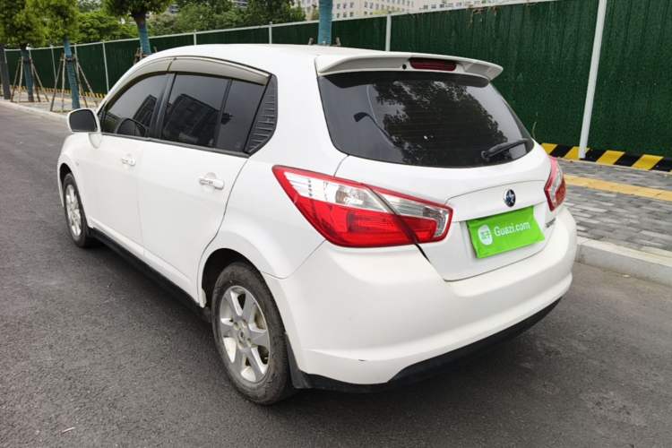 Used Venucia R50 2013 1.6L Manual Luxury Edition Rear Left 45 Deg