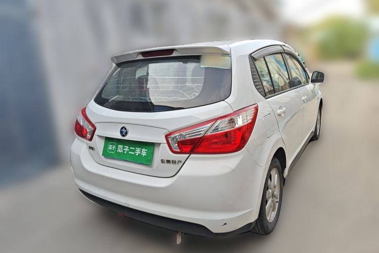 Used Venucia R50 2013 1.6L Manual Fashion Edition Rear Right 45 Deg