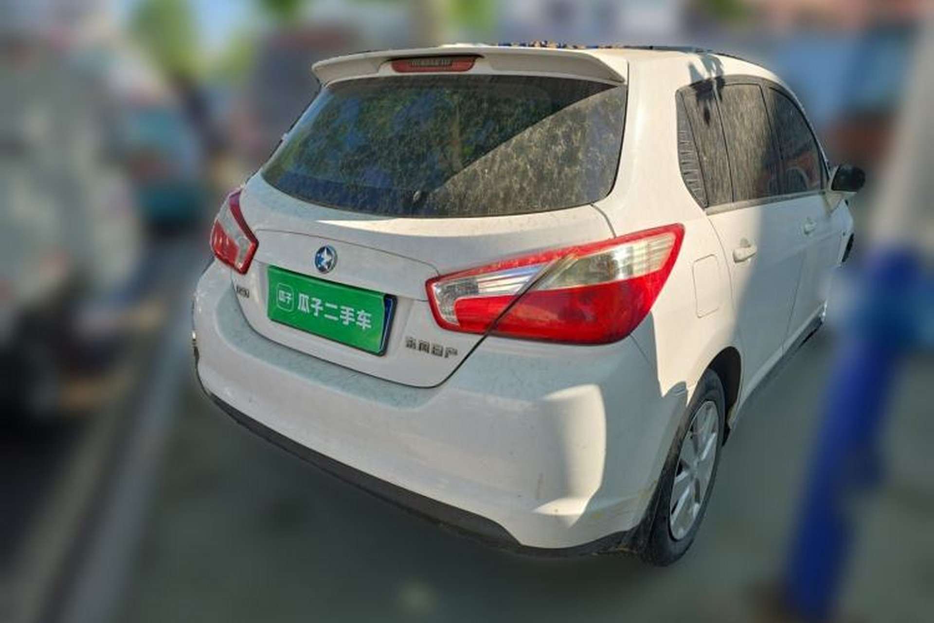 Used Venucia R50 2013 1.6L Manual Fashion Edition Rear Right 45 Deg
