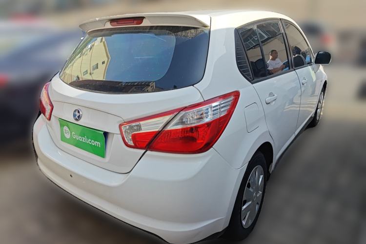 Used Venucia R50 2013 1.6L Manual Fashion Edition Rear Right 45 Deg