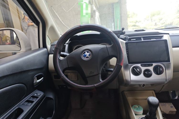 Used Venucia R50 2013 1.6L Manual Fashion Edition Steering Wheel