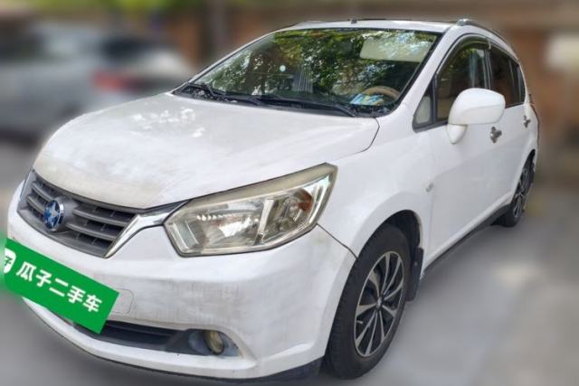 Venucia R50 2013 1.6L Manual Fashion Edition с пробегом