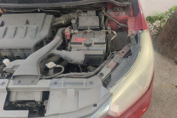 Used Venucia R50 2014 1.6L Automatic Splendid Edition Engine Bay Left