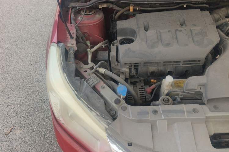 Used Venucia R50 2014 1.6L Automatic Splendid Edition Engine Bay Right