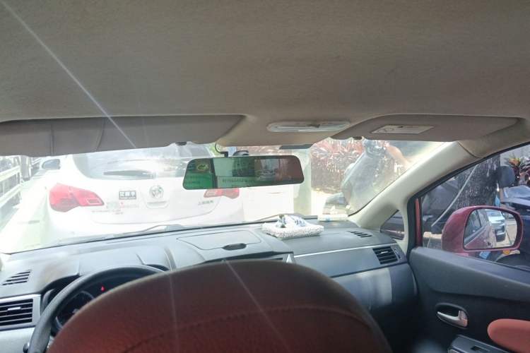 Used Venucia R50 2014 1.6L Manual Splendid Edition Headliner