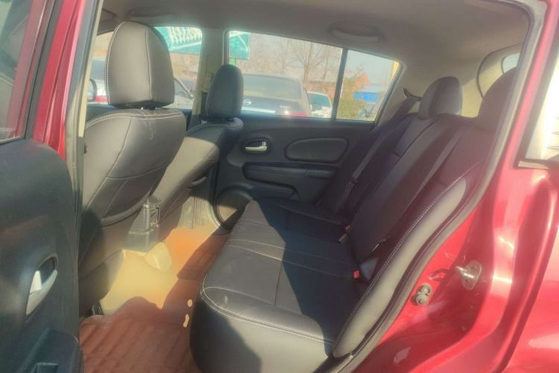 Used Venucia R50 2014 1.6L Manual Splendid Edition Left Rear Seat