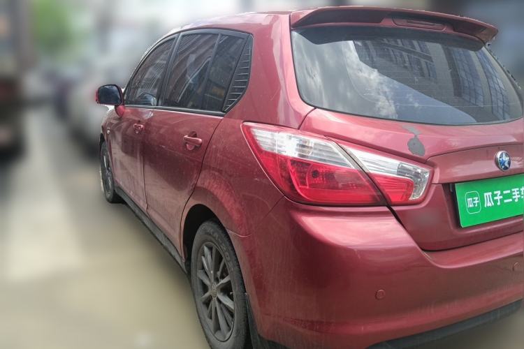 Used Venucia R50 2014 1.6L Manual Splendid Edition Rear Left 45 Deg
