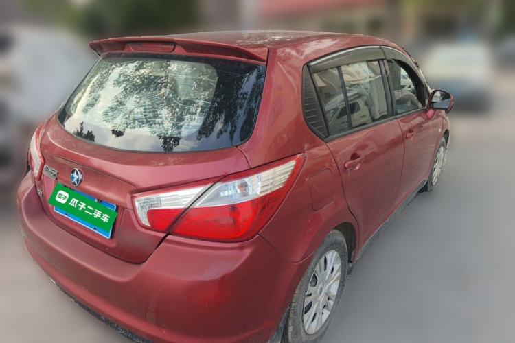 Used Venucia R50 2014 1.6L Automatic Splendid Edition Rear Right 45 Deg