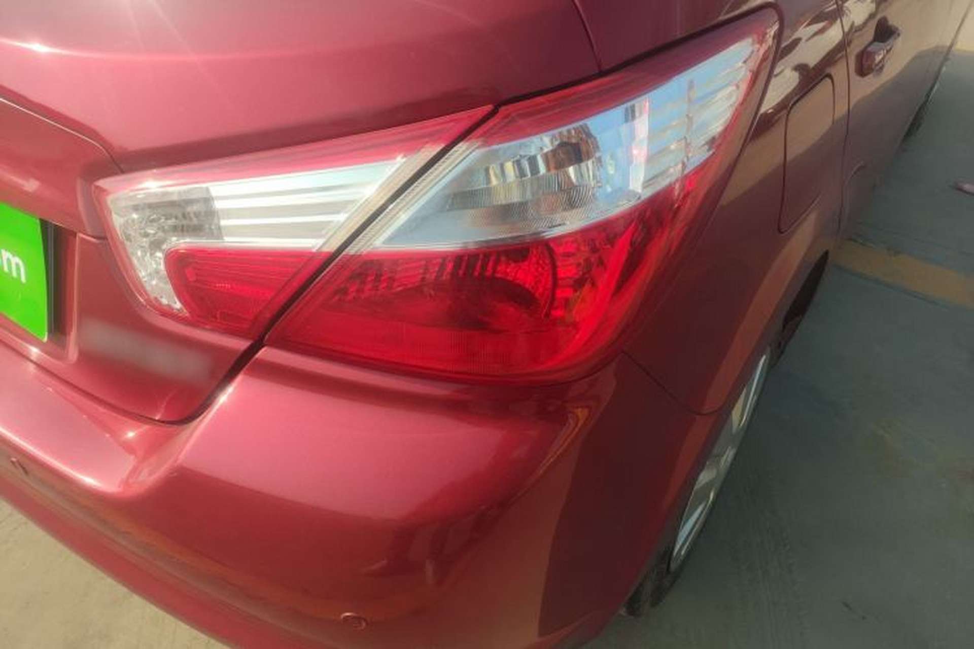Used Venucia R50 2014 1.6L Manual Splendid Edition Right Rear Taillight