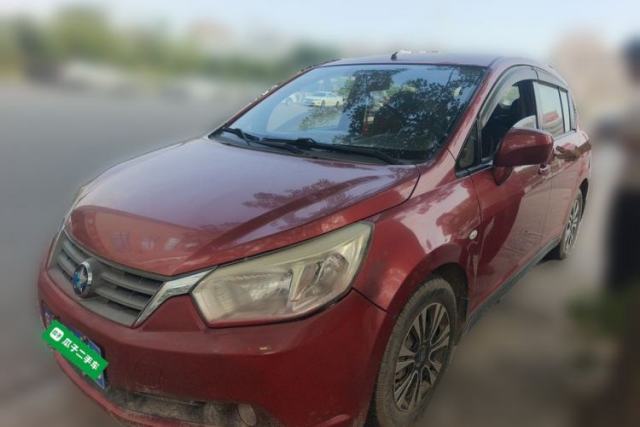Used Venucia R50 2014 1.6L Automatic Splendid Edition