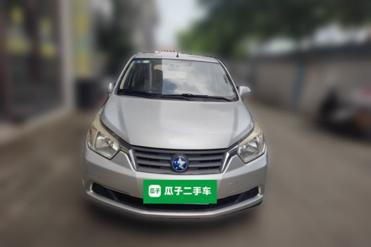Used Venucia R50 2014 1.6L Manual Splendid Edition Front