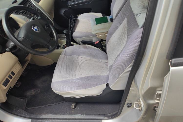 Used Venucia R50 2014 1.6L Manual Splendid Edition Left Front Seat