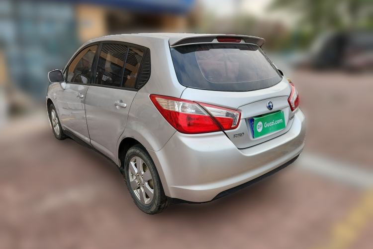 Used Venucia R50 2014 1.6L Automatic Splendid Edition Rear Left 45 Deg
