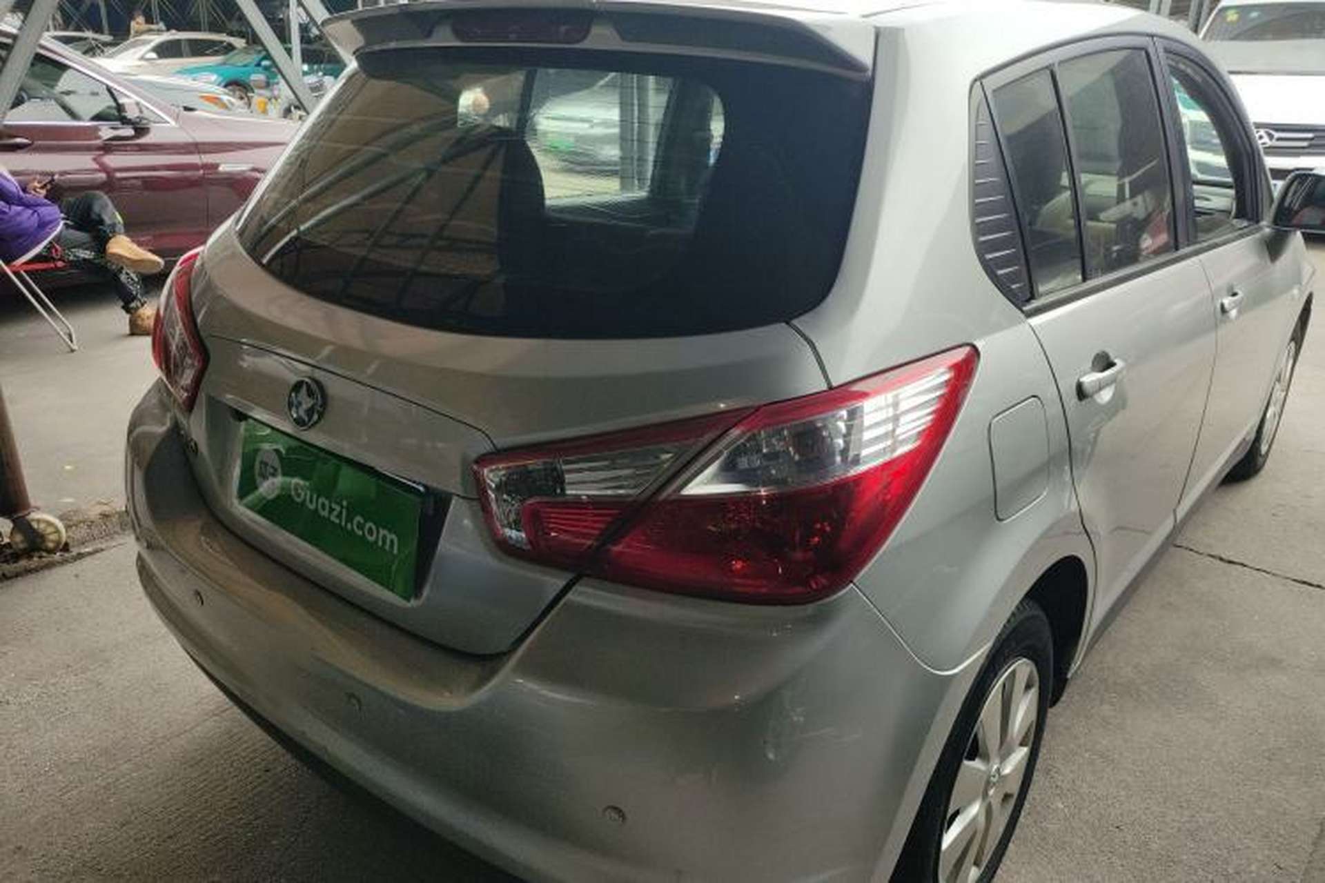 Used Venucia R50 2014 1.6L Automatic Splendid Edition Rear Right 45 Deg