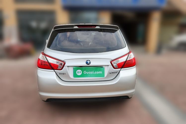 Used Venucia R50 2014 1.6L Automatic Splendid Edition Rear