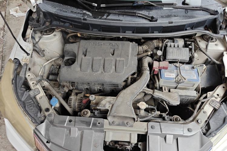 Used Venucia R50 2014 1.6L Automatic Splendid Edition Engine Bay