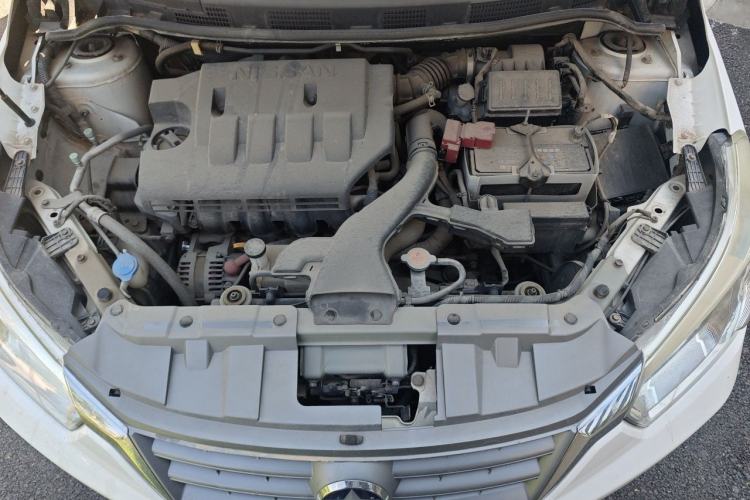 Used Venucia R50 2014 1.6L Manual Splendid Edition Engine Bay