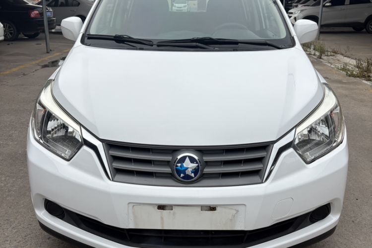 Used Venucia R50 2014 1.6L Manual Splendid Edition Exterior 5