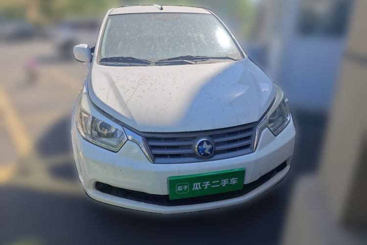 Used Venucia R50 2014 1.6L Manual Splendid Edition Front
