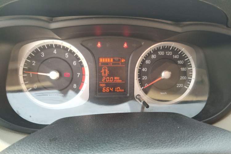 Used Venucia R50 2014 1.6L Manual Splendid Edition Instrument Cluster