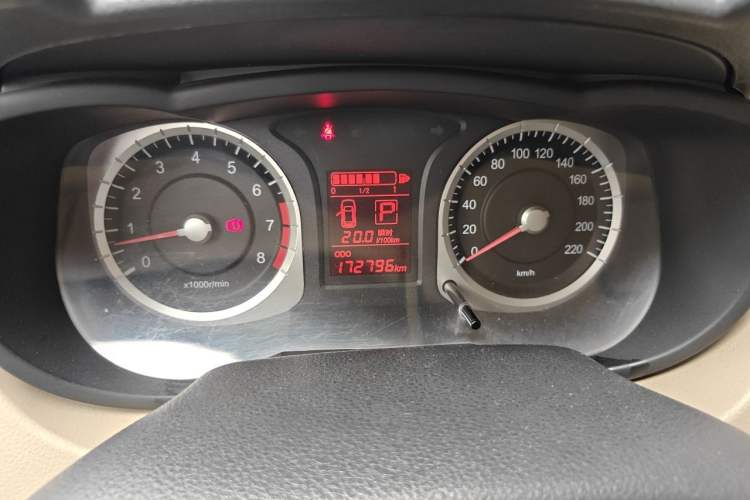 Used Venucia R50 2014 1.6L Automatic Splendid Edition Instrument Cluster