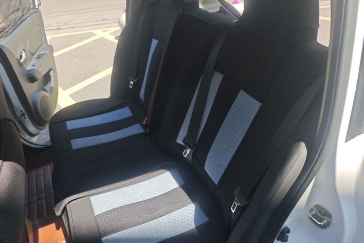 Used Venucia R50 2014 1.6L Manual Splendid Edition Left Rear Seat