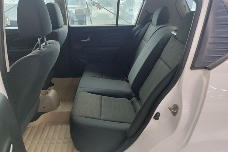 Used Venucia R50 2014 1.6L Manual Splendid Edition Left Rear Seat