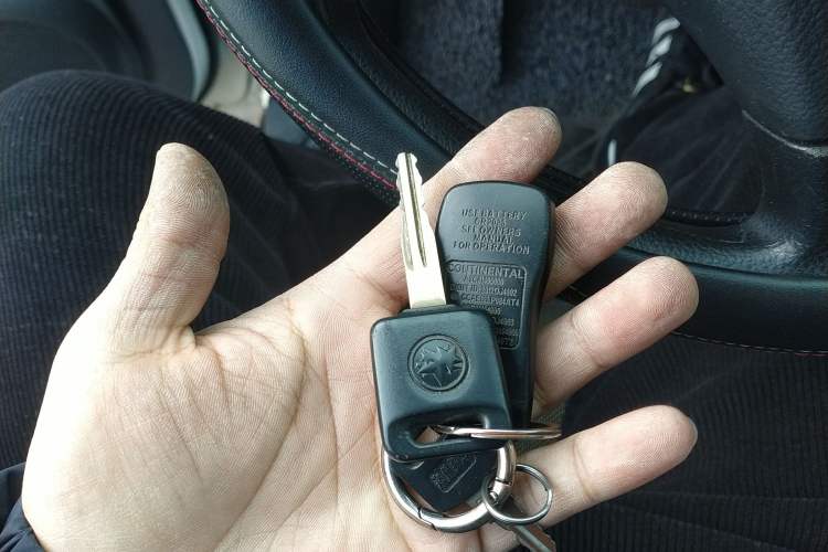 Used Venucia R50 2014 1.6L Automatic Splendid Edition Vehicle Key