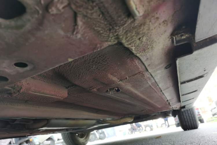 Used Venucia R50 2015 1.6L Automatic Fashion Edition Chassis Front Left